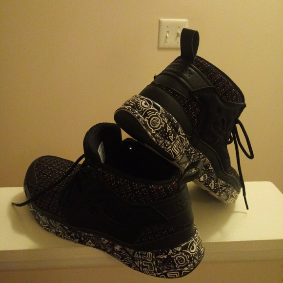 Shoes - Picture 5 of 6